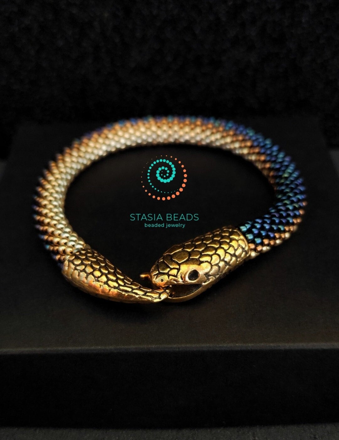 Beaded snake bracelet, Ouroboros bracelet, Serpent bracelet - 18K Gold Plated Snake clasp
