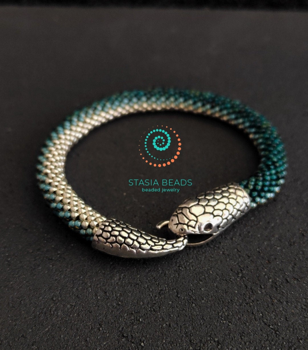 Green snake bracelet, Beaded serpent bracelet - silver-plated snake clasp